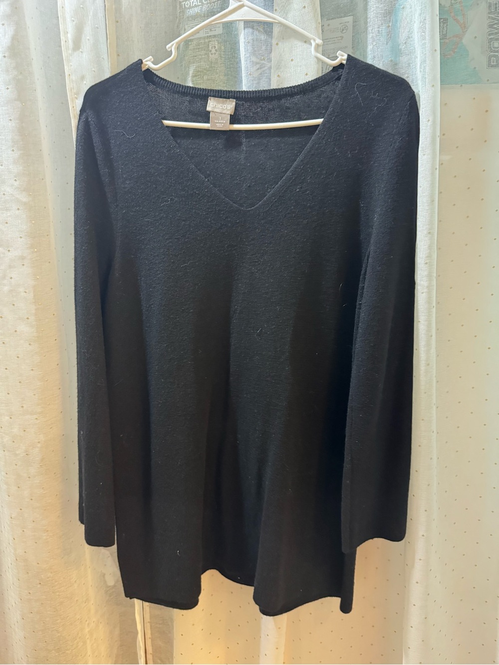 Chico's Black V-Neck Crew/Scoop Neck Sweater